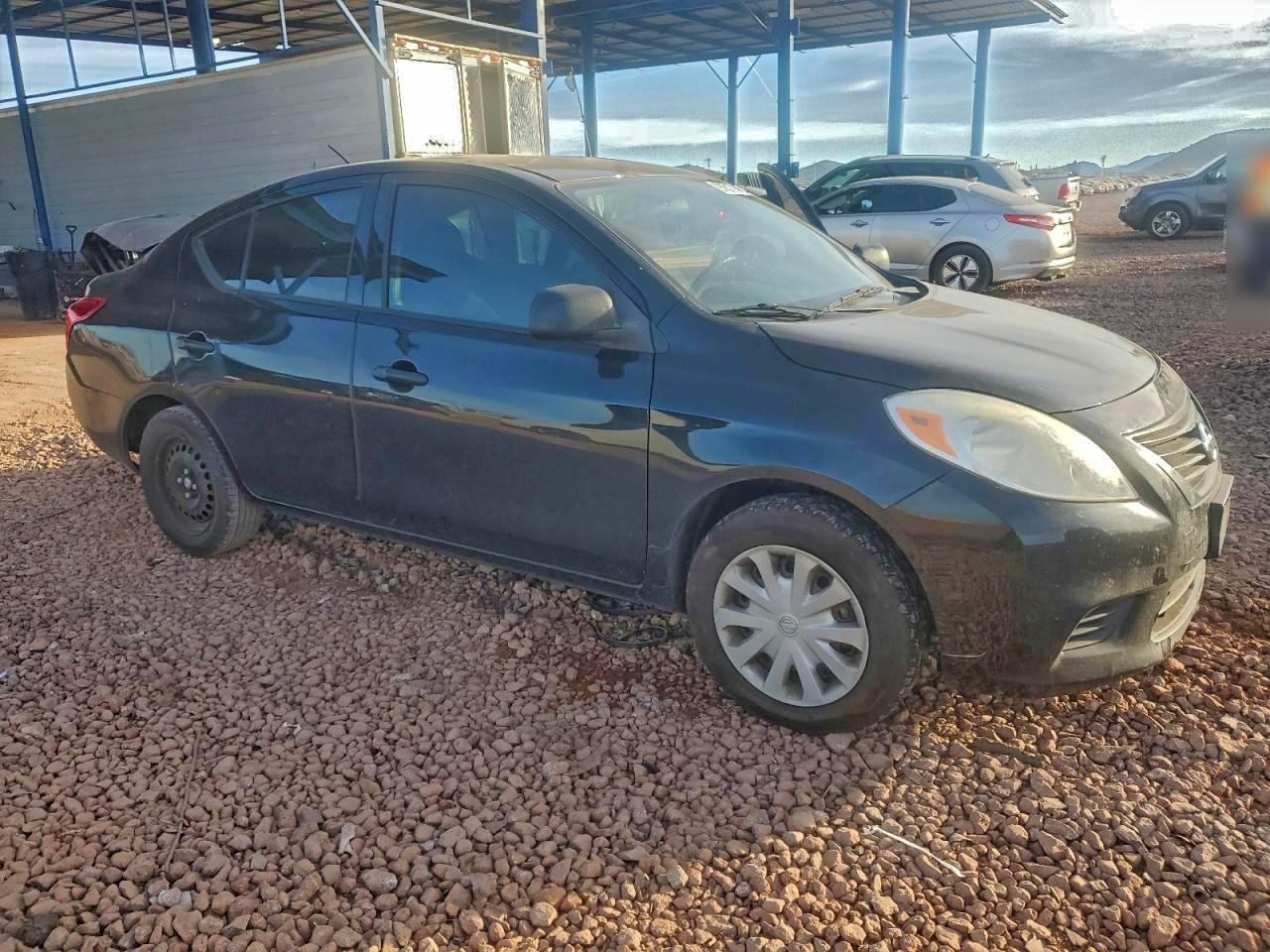 2014 NISSAN VERSA