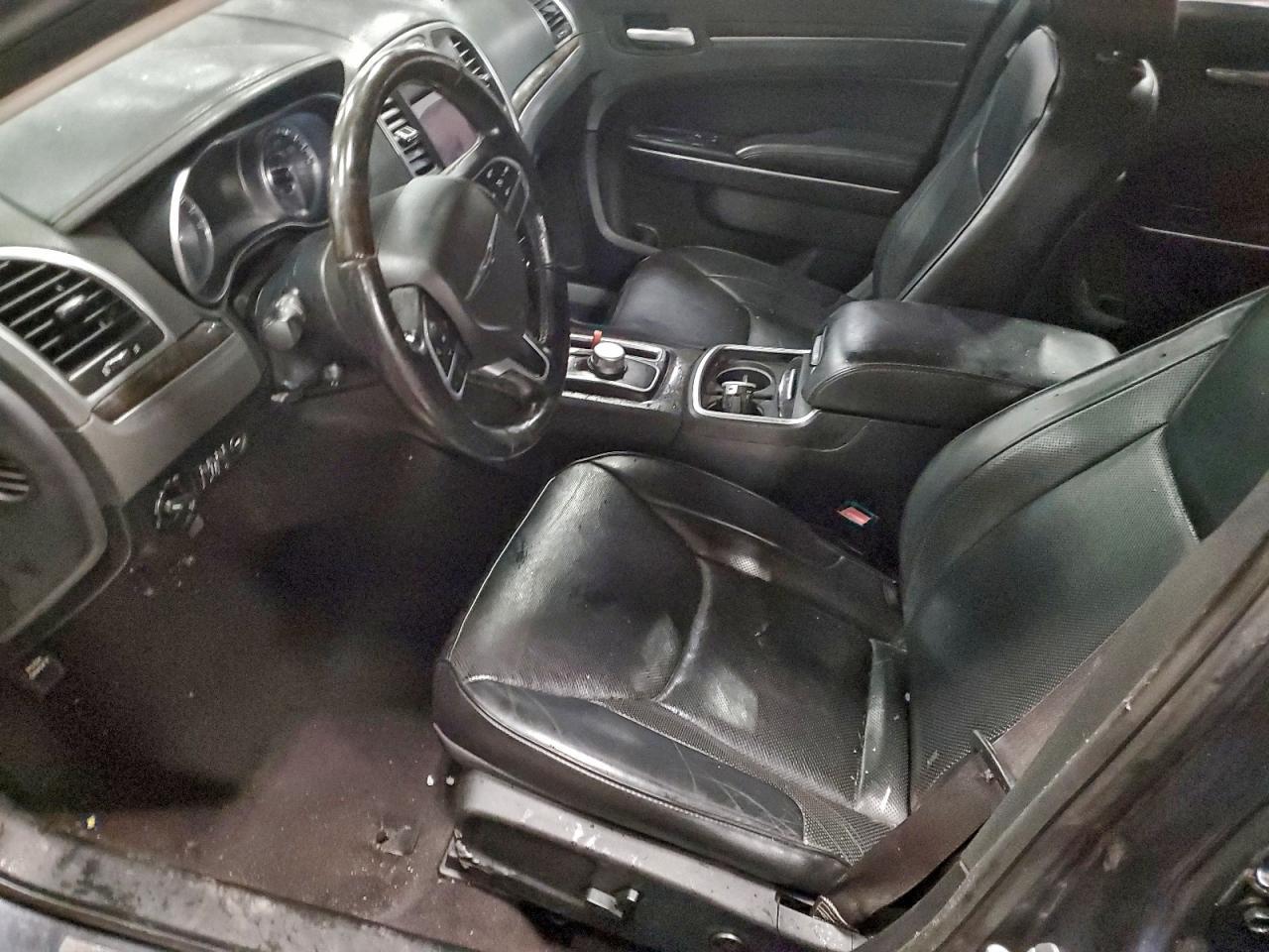2017 CHRYSLER 300