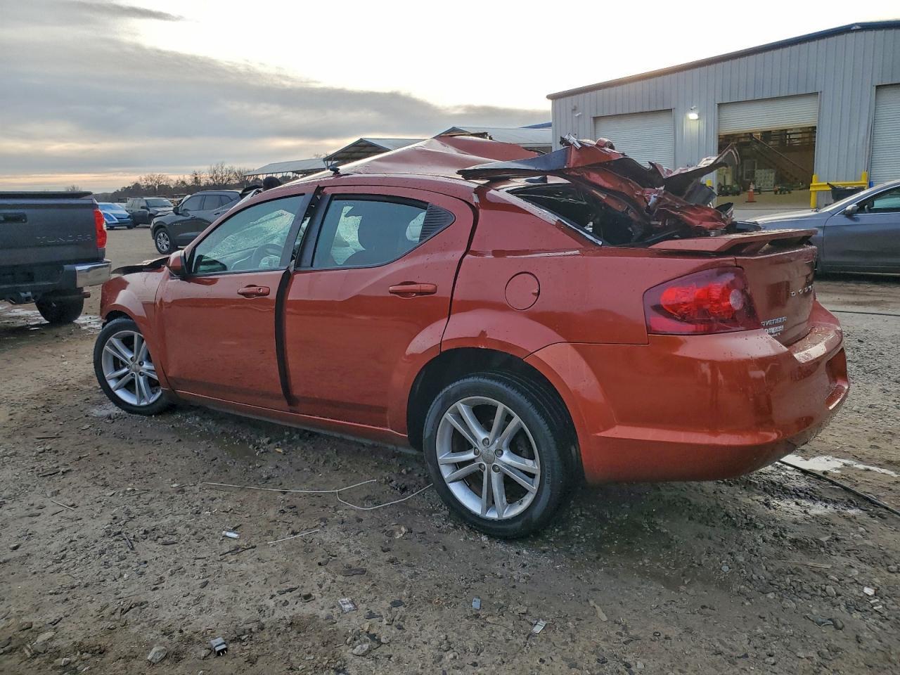 2012 DODGE Avenger