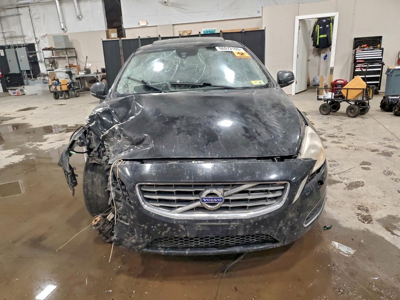 2013 VOLVO S60