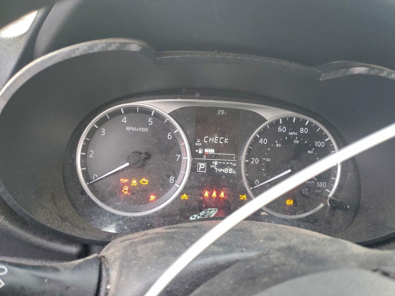 2022 NISSAN VERSA