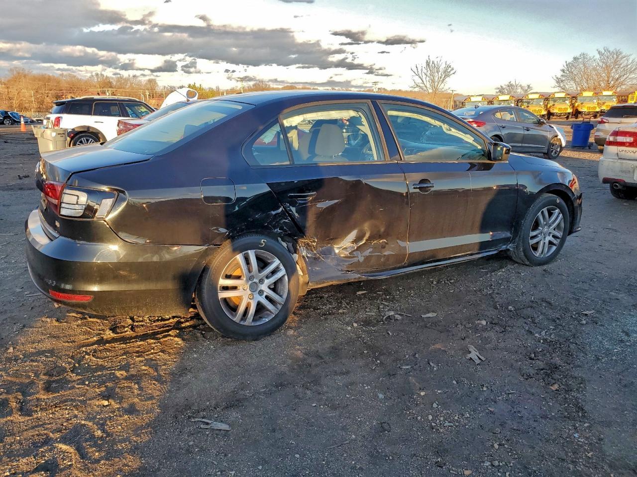 2018 VOLKSWAGEN JETTA