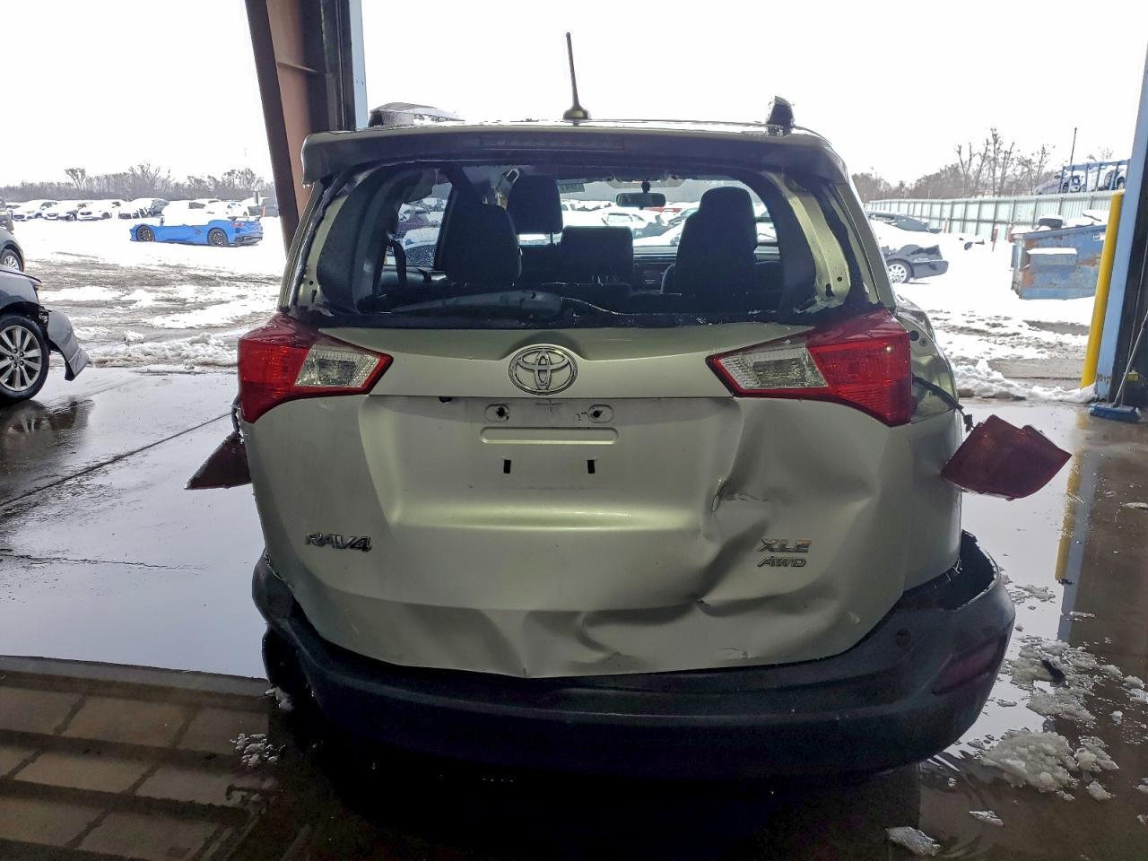 2015 TOYOTA RAV4