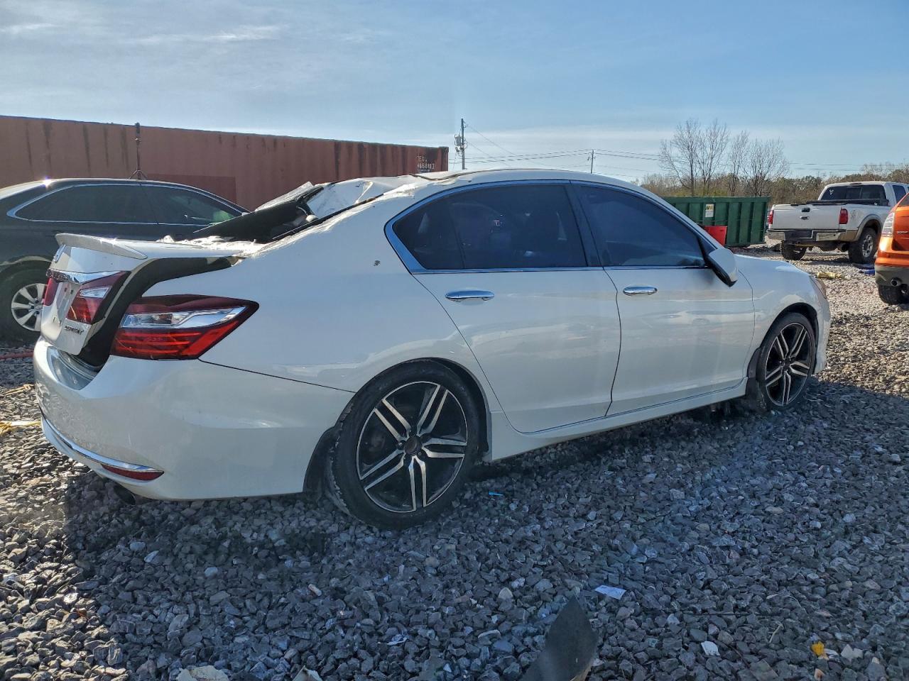 2016 HONDA ACCORD