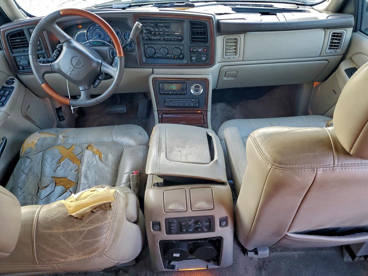 2002 CADILLAC ESCALADE