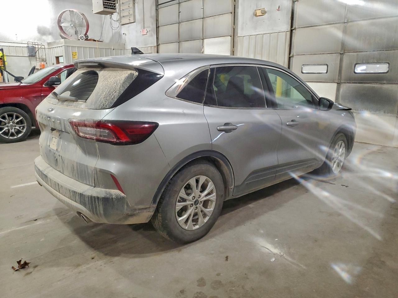 2023 FORD ESCAPE