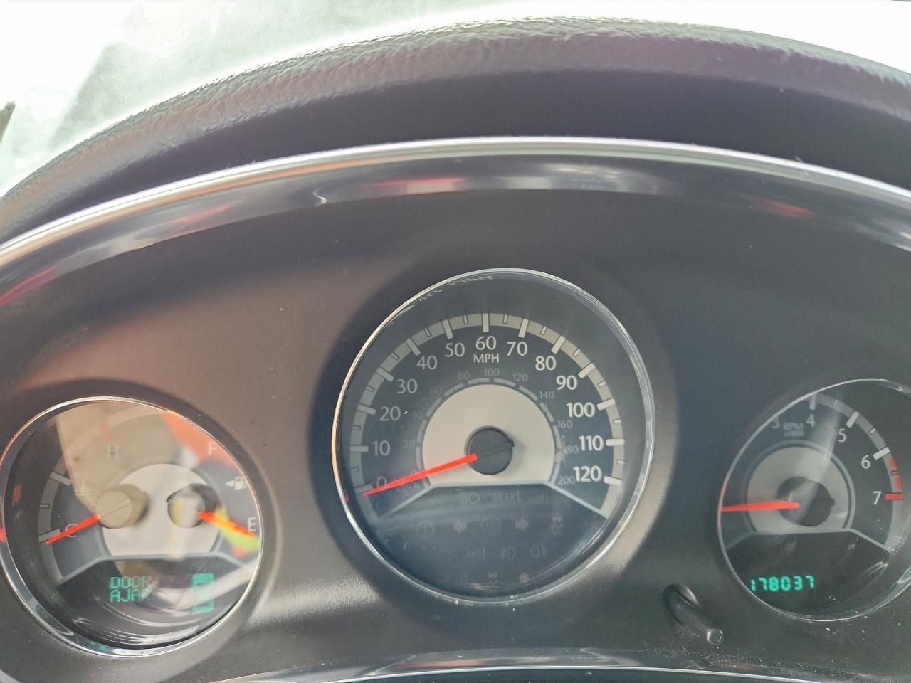 2013 CHRYSLER 200