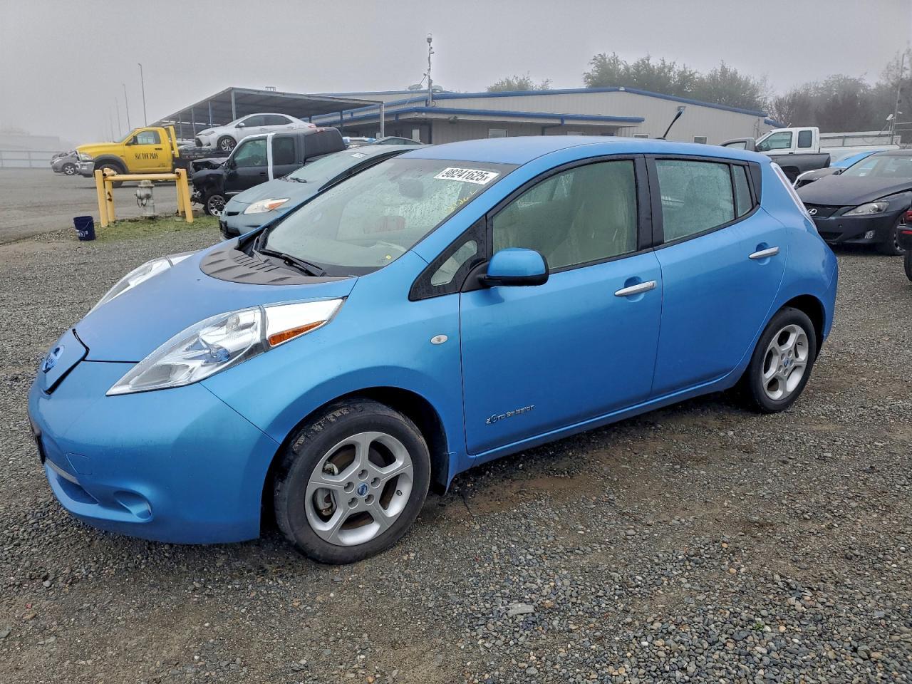 2011 NISSAN LEAF