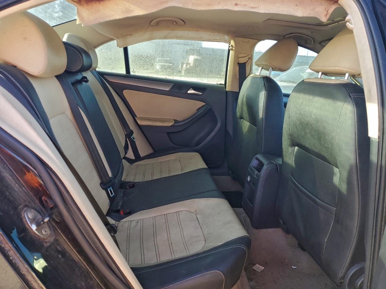 2012 VOLKSWAGEN JETTA