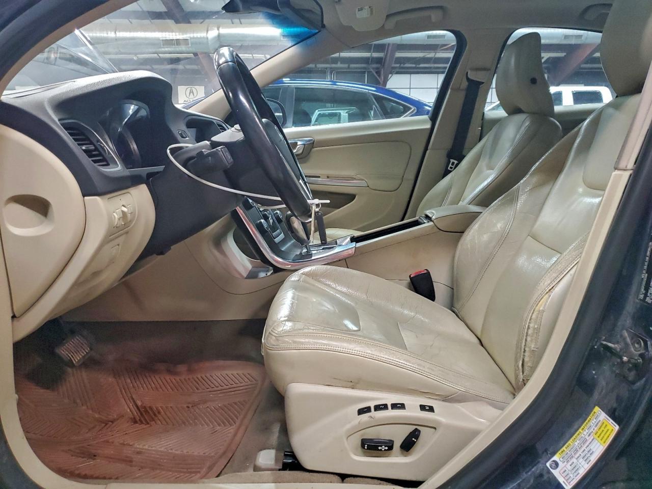 2012 VOLVO S60