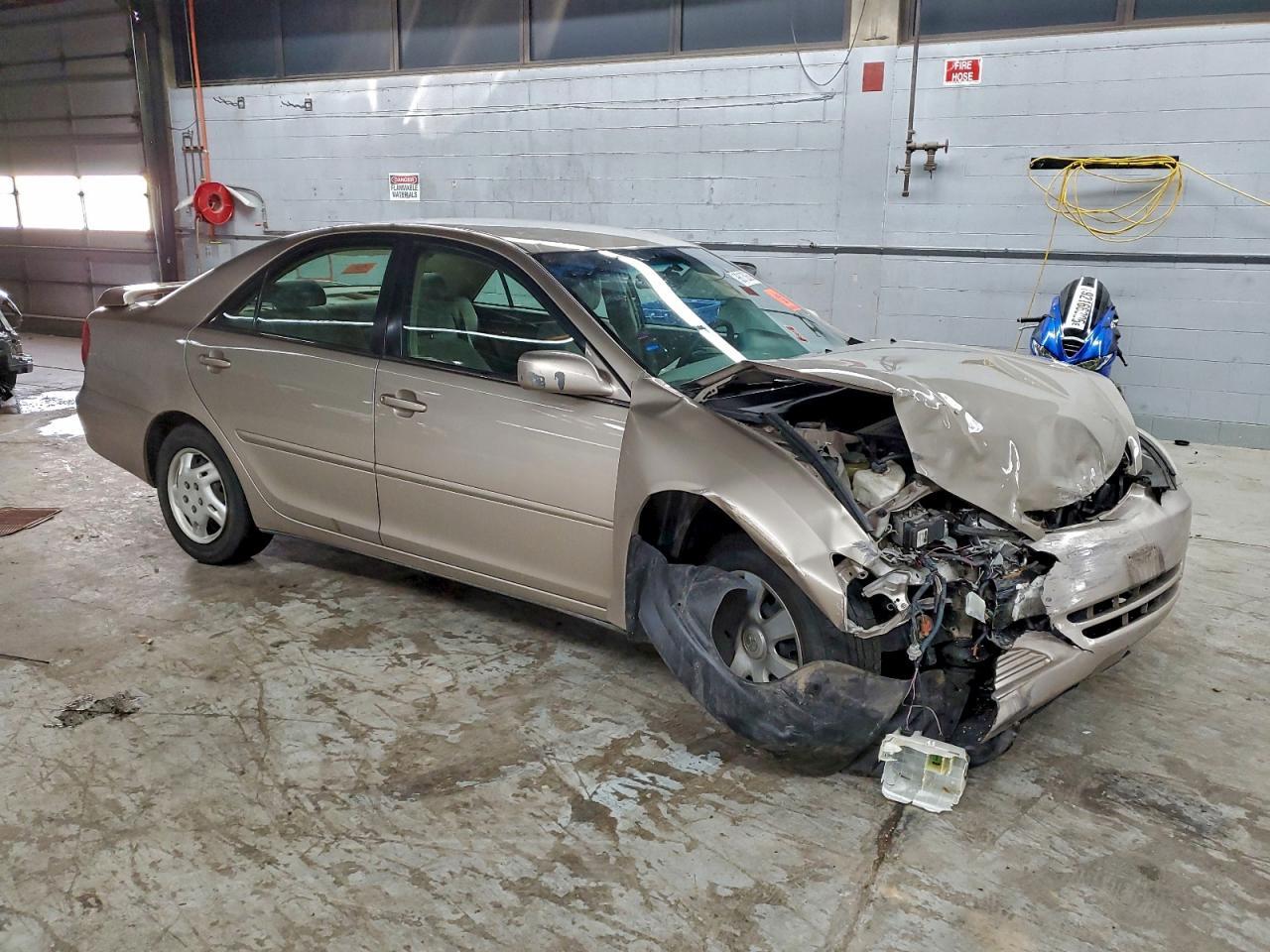 2004 TOYOTA CAMRY