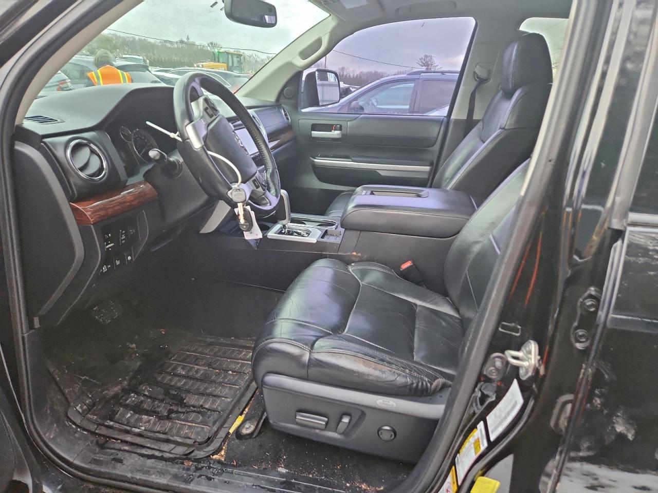 2017 TOYOTA TUNDRA
