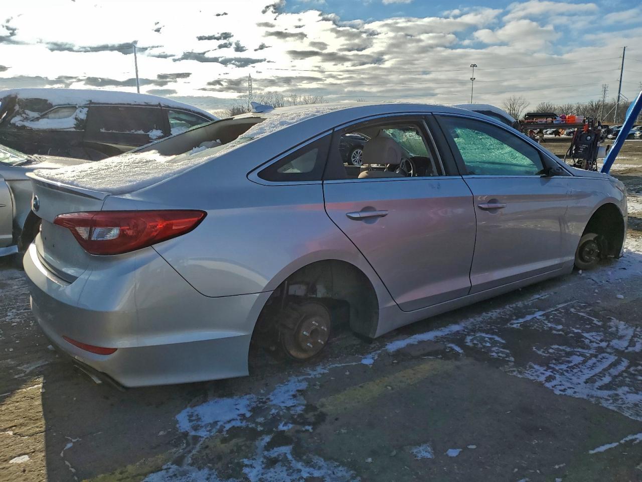 2015 HYUNDAI SONATA