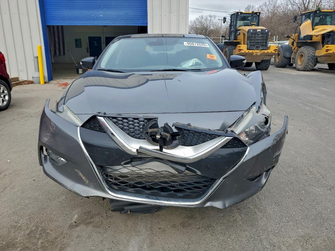 2017 NISSAN Maxima