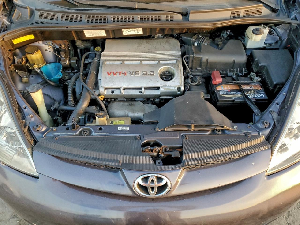 2006 TOYOTA SIENNA
