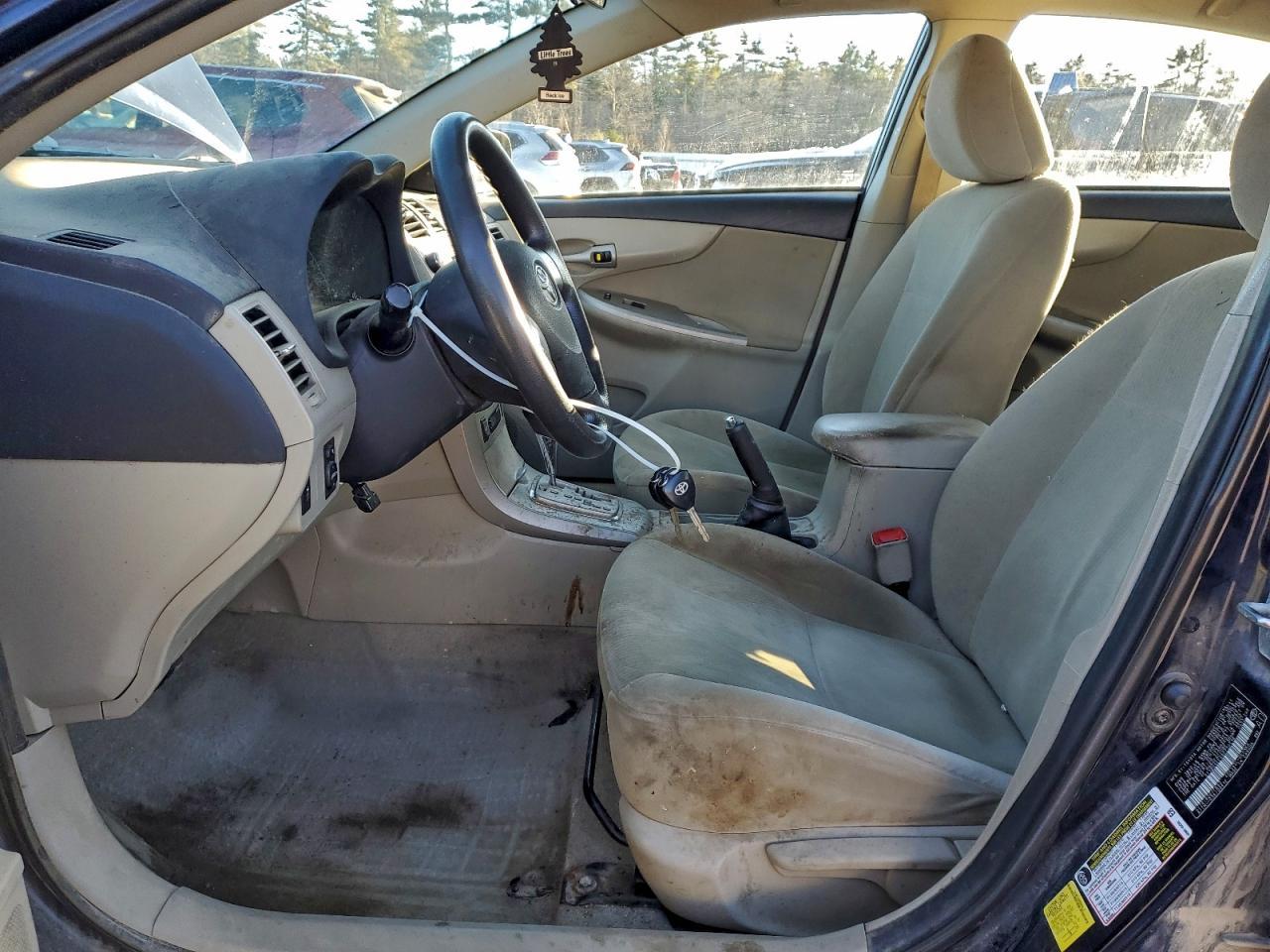 2011 TOYOTA COROLLA