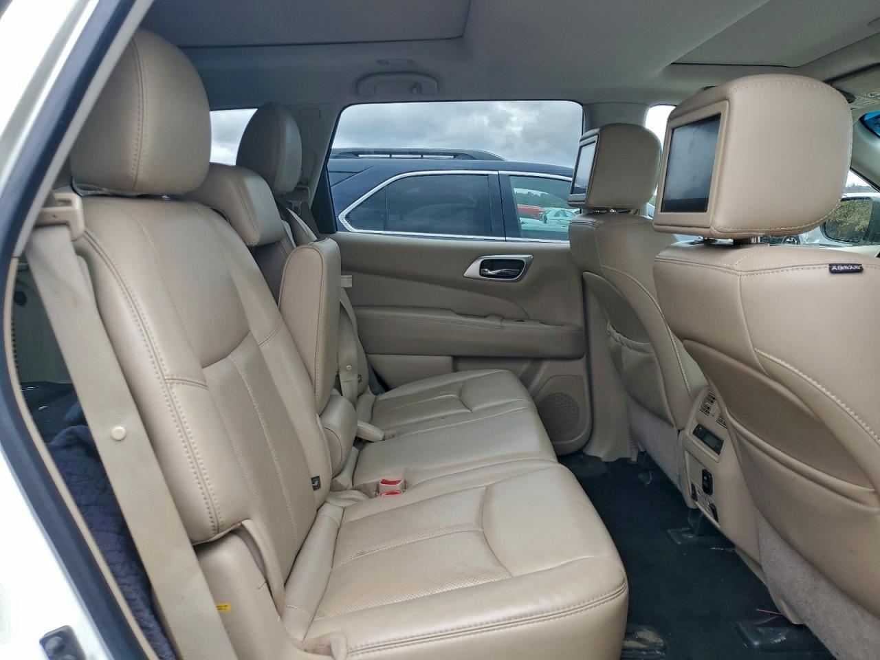 2017 NISSAN PATHFINDER