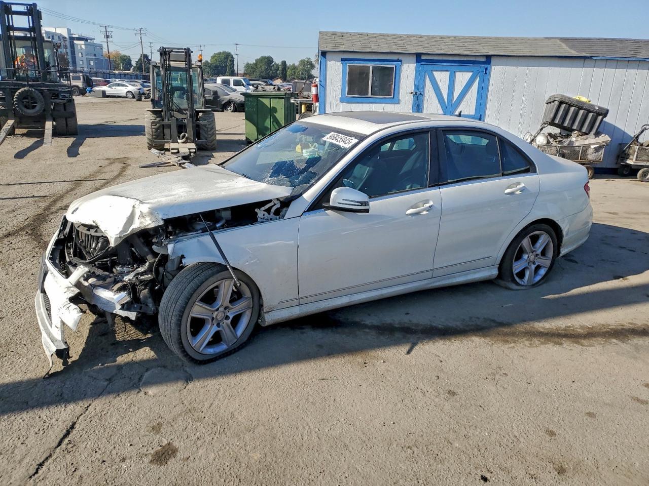 2011 MERCEDES-BENZ C-CLASS