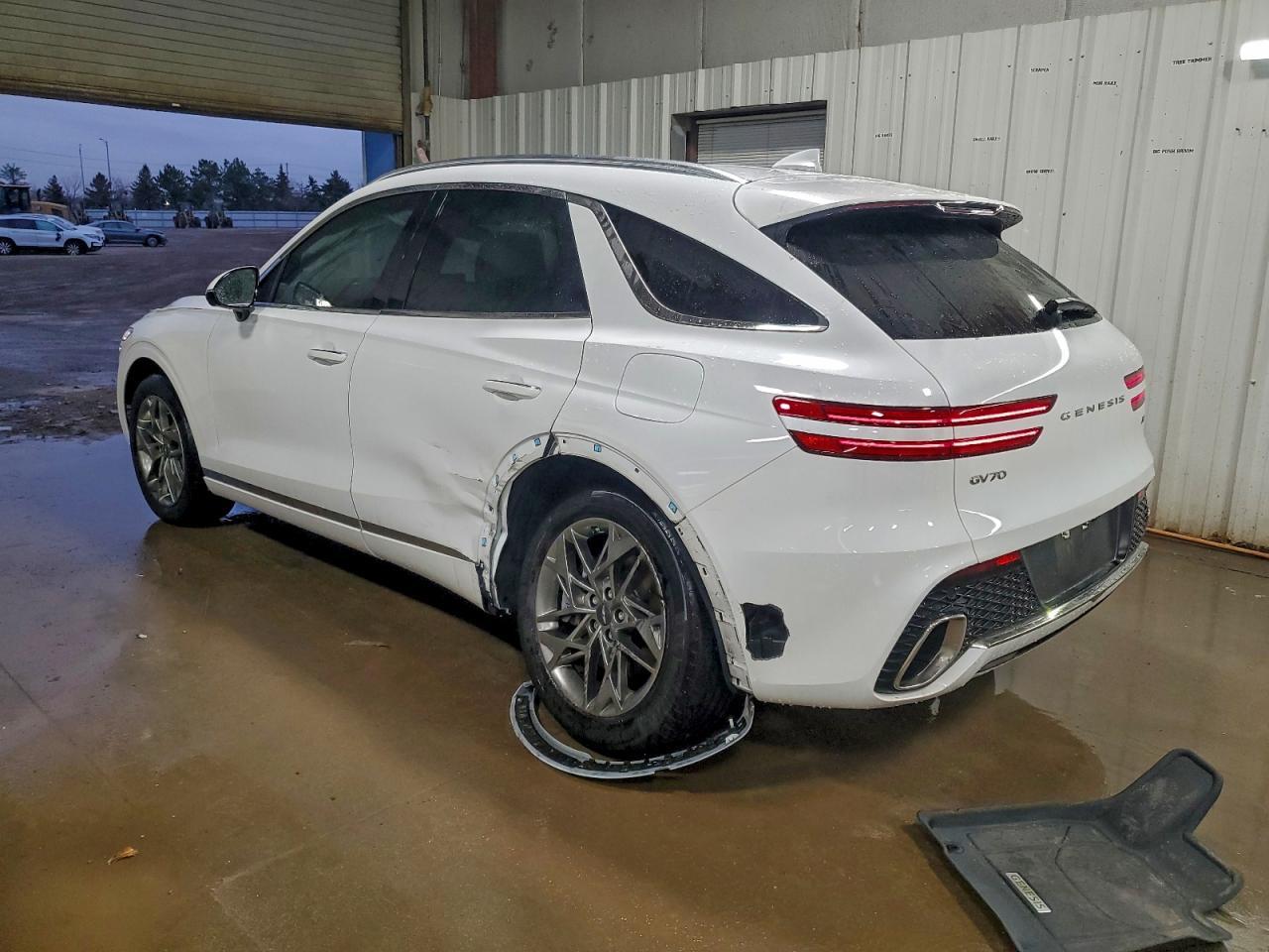 2025 GENESIS GV70