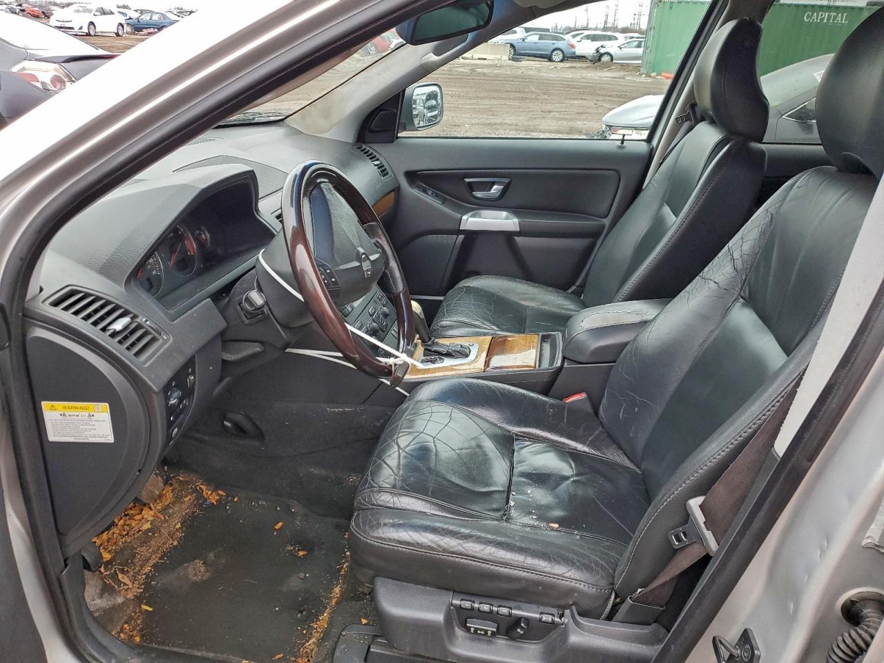 2004 VOLVO XC90