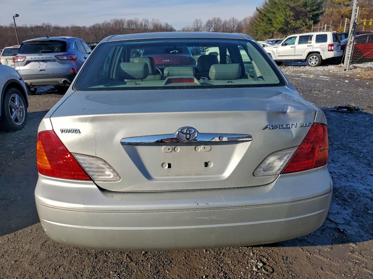 2000 TOYOTA Avalon