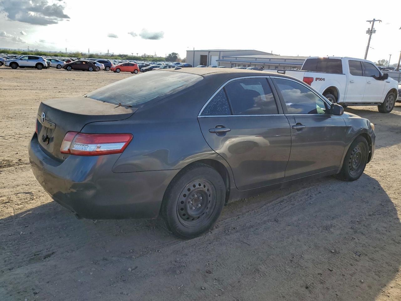 2010 TOYOTA CAMRY