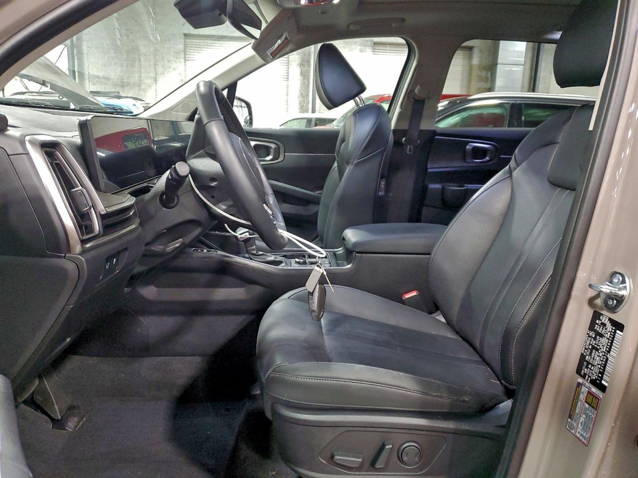 2025 KIA SORENTO