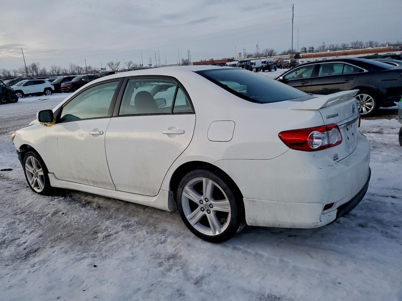 2013 TOYOTA COROLLA