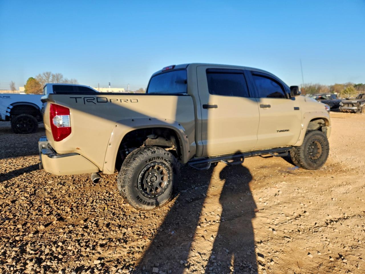 2016 TOYOTA TUNDRA