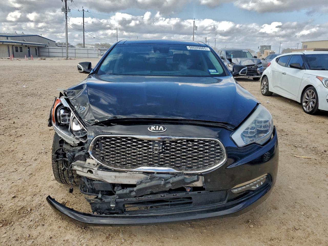 2016 KIA K900