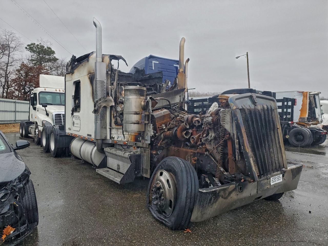 2005 KENWORTH W900