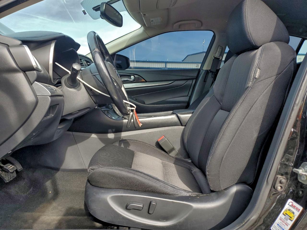 2017 NISSAN Maxima