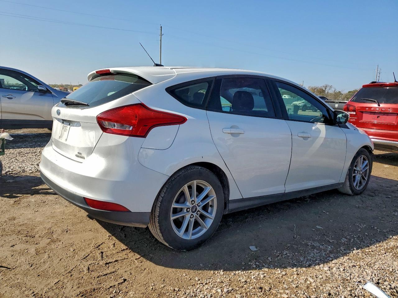 2015 FORD FOCUS