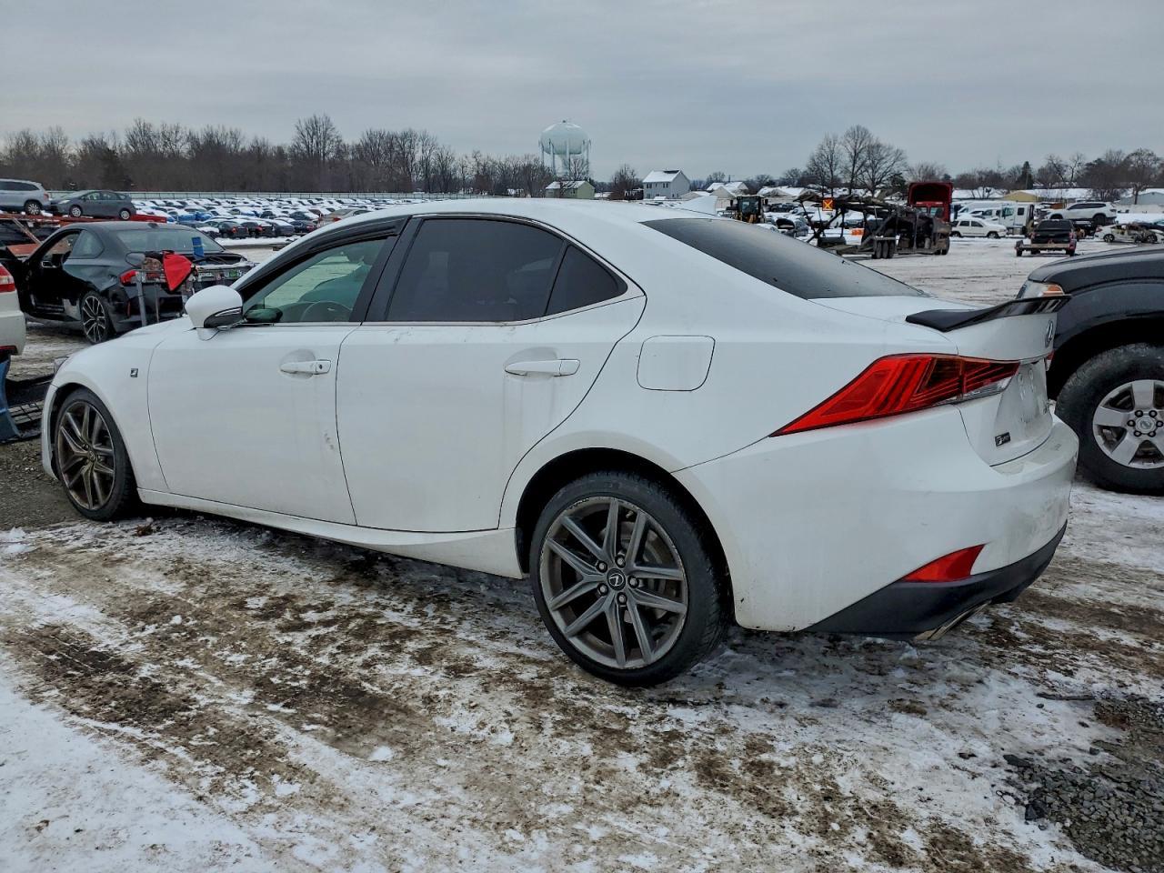 2018 LEXUS IS 300