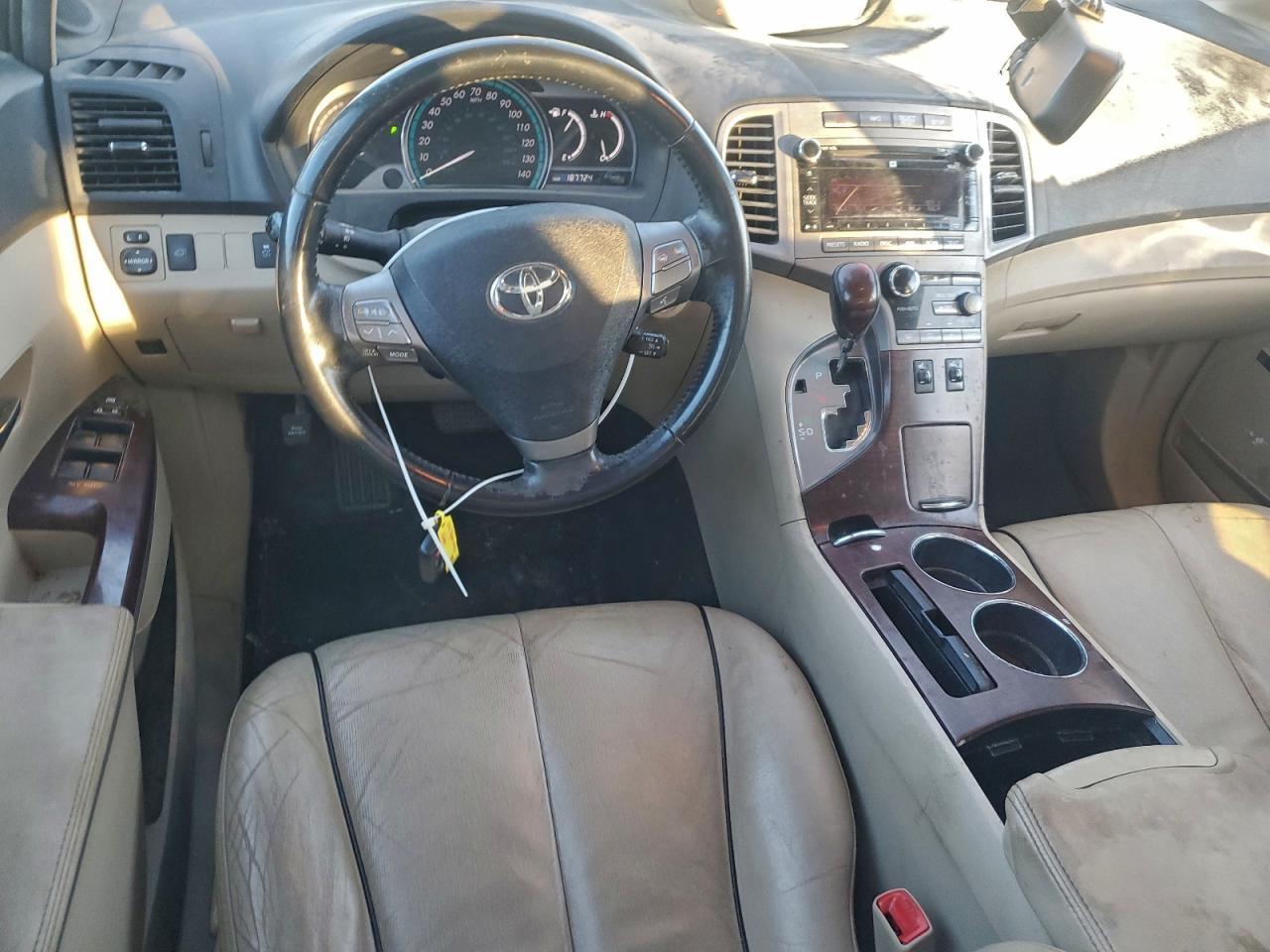 2010 TOYOTA VENZA