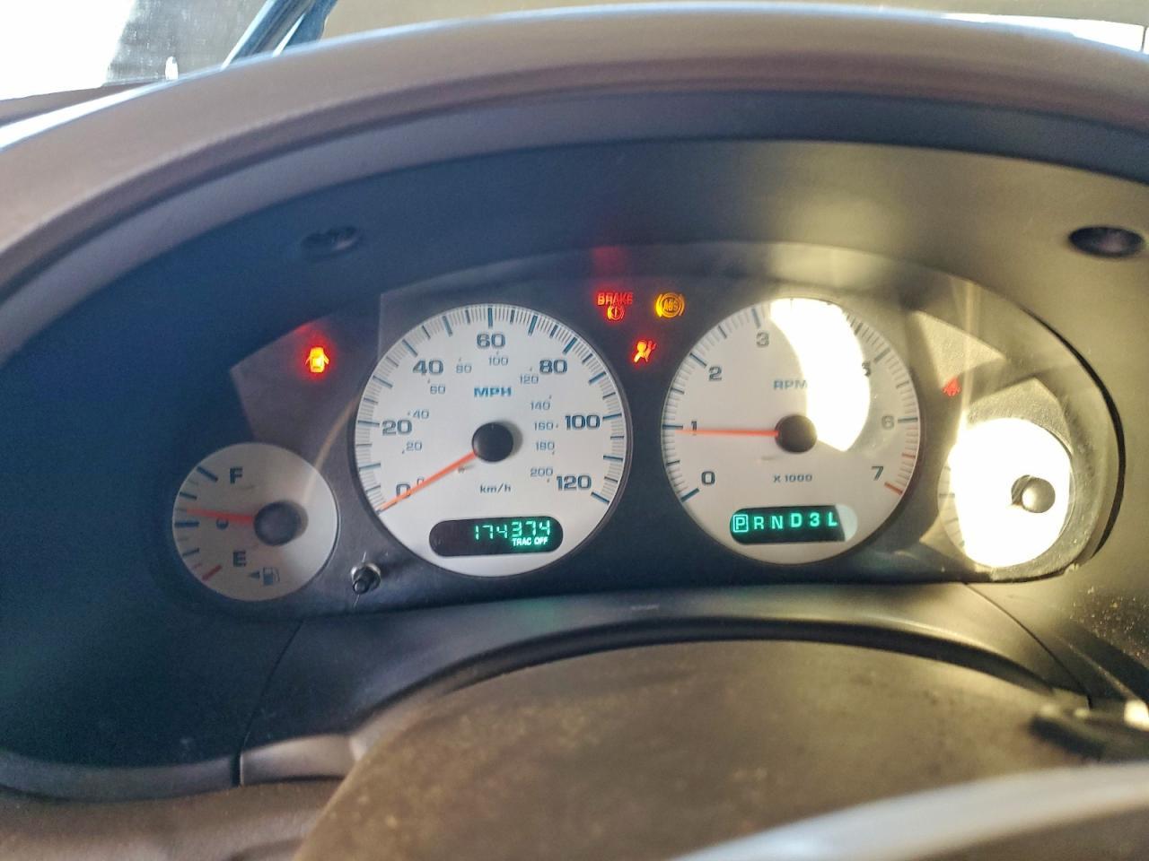 2003 DODGE GRAND CARAVAN