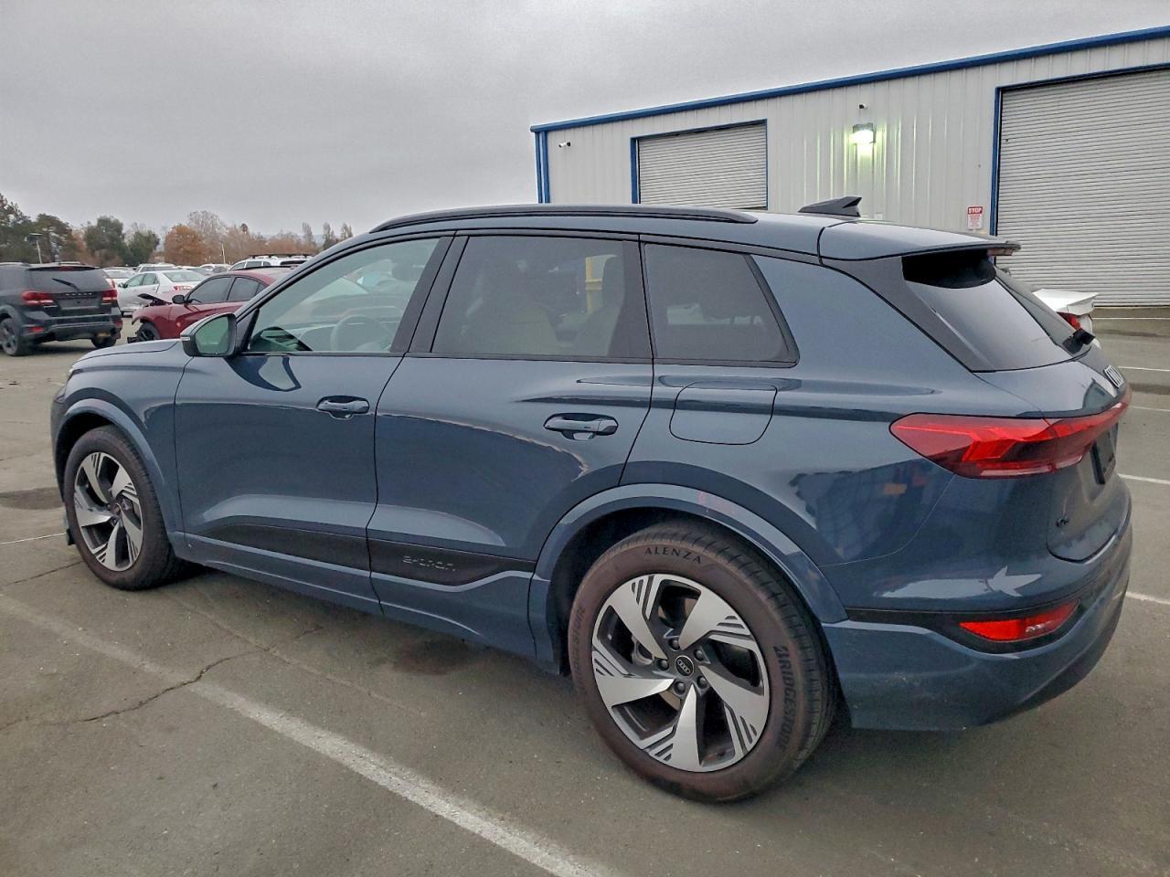 2025 AUDI Q6 e-tron