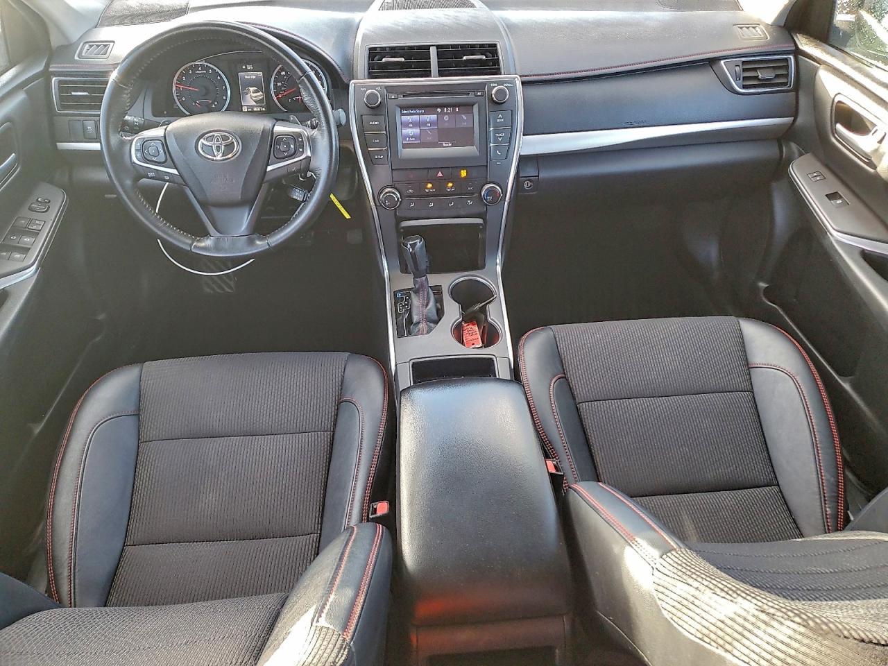 2016 TOYOTA CAMRY