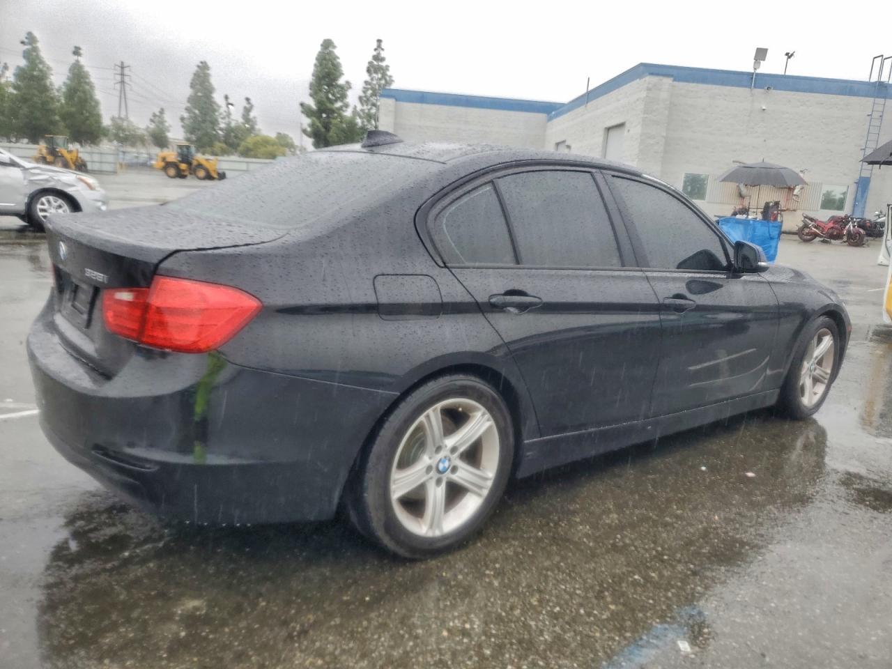 2014 BMW 3 SERIES