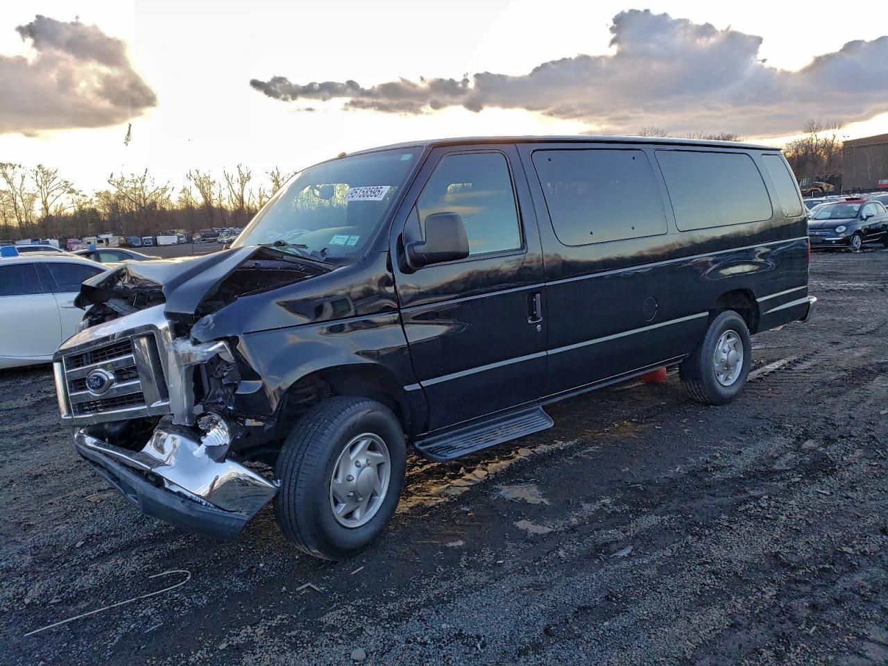 2014 FORD Econoline E350