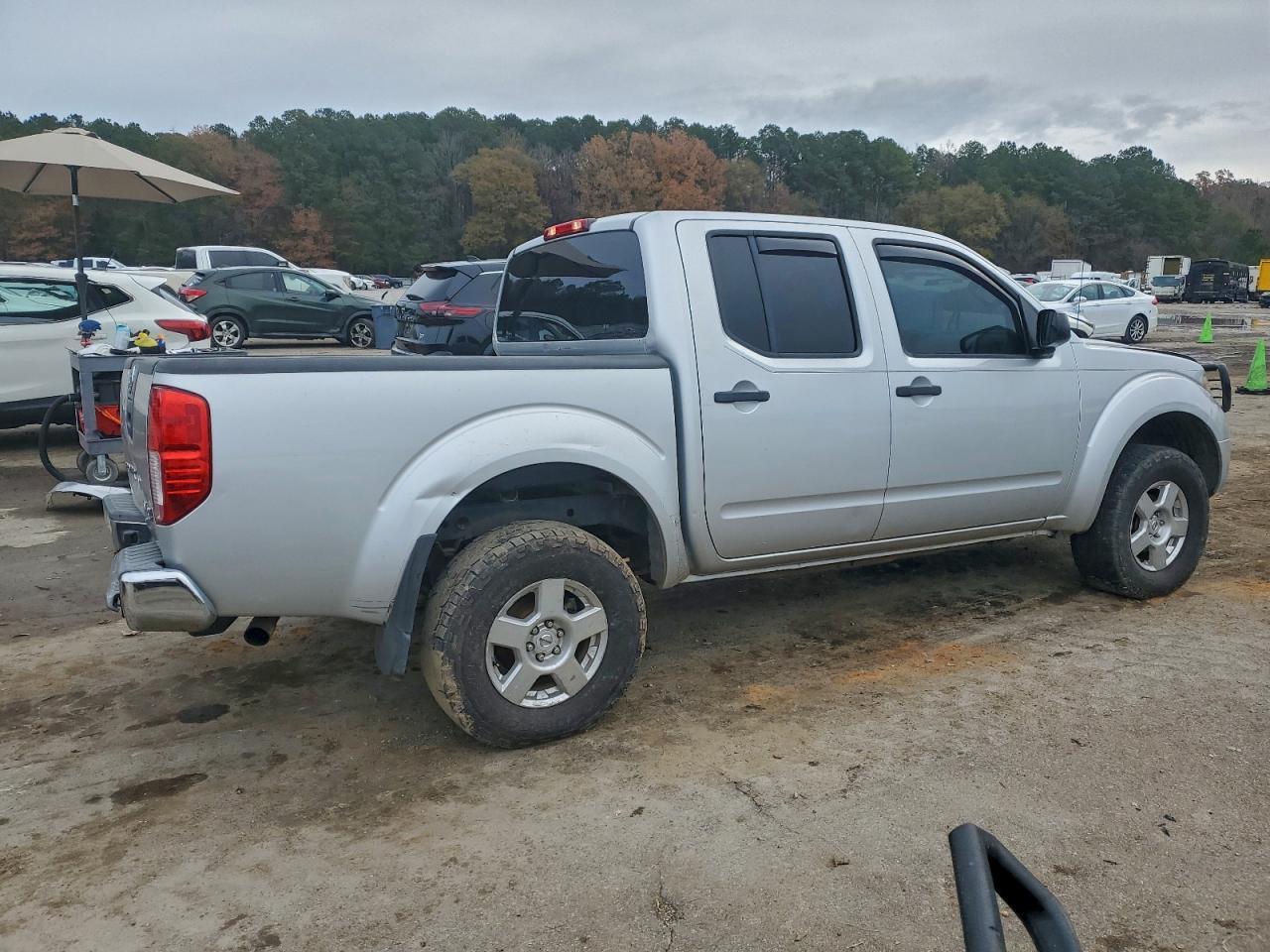 2012 NISSAN Frontier