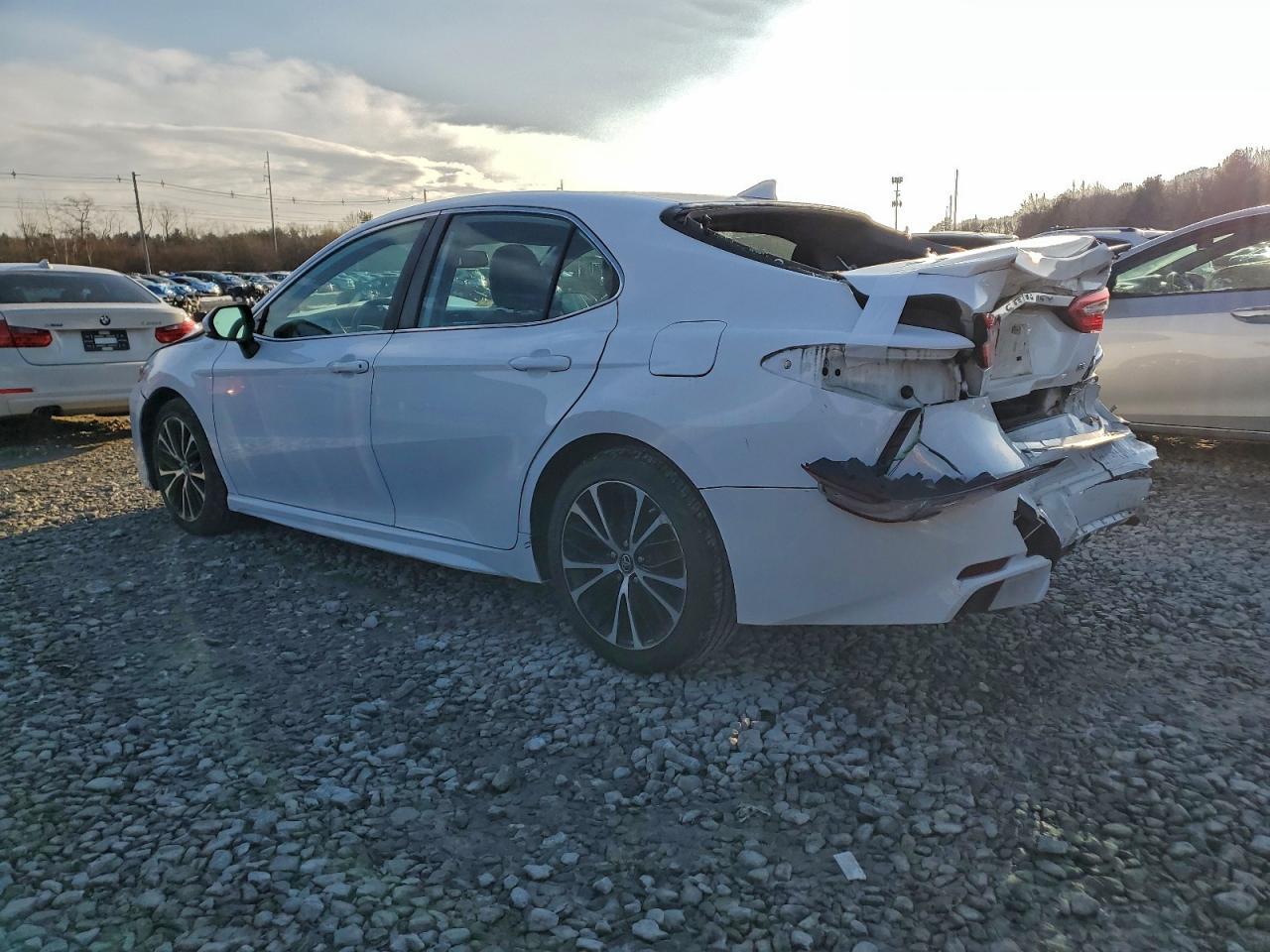 2019 TOYOTA CAMRY
