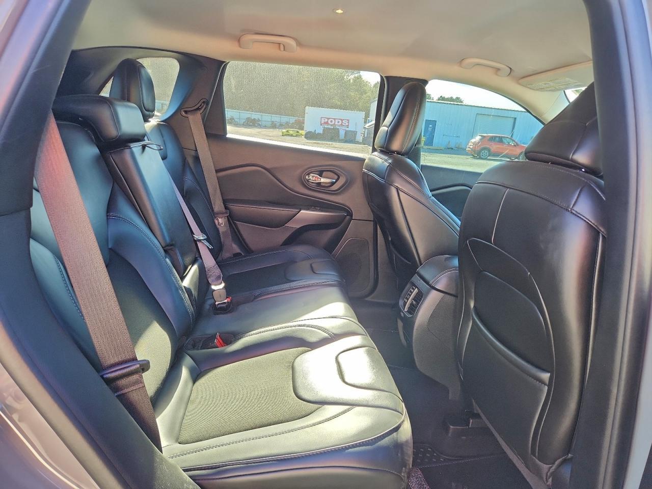 2020 JEEP CHEROKEE