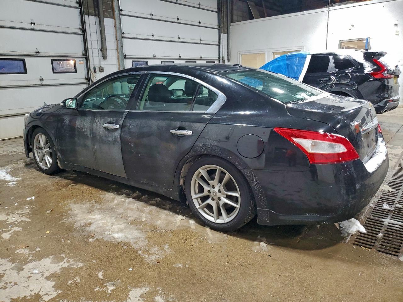 2009 NISSAN Maxima