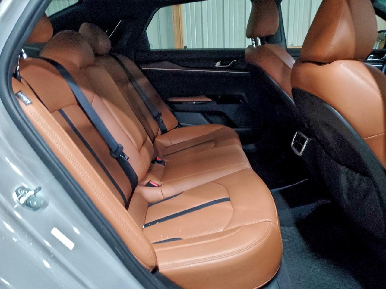 2023 KIA K5