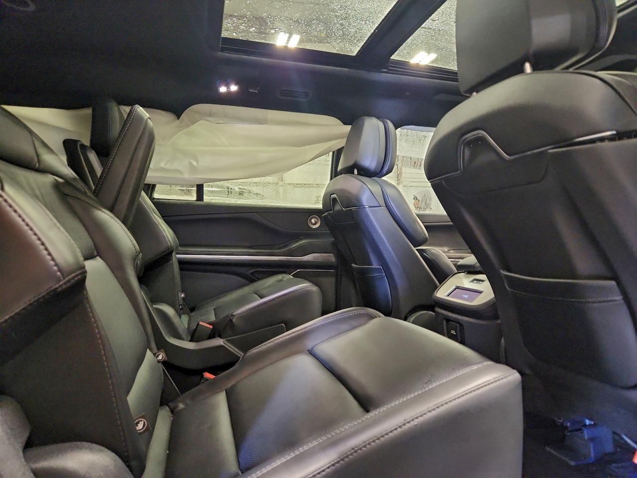 2025 LINCOLN Navigator