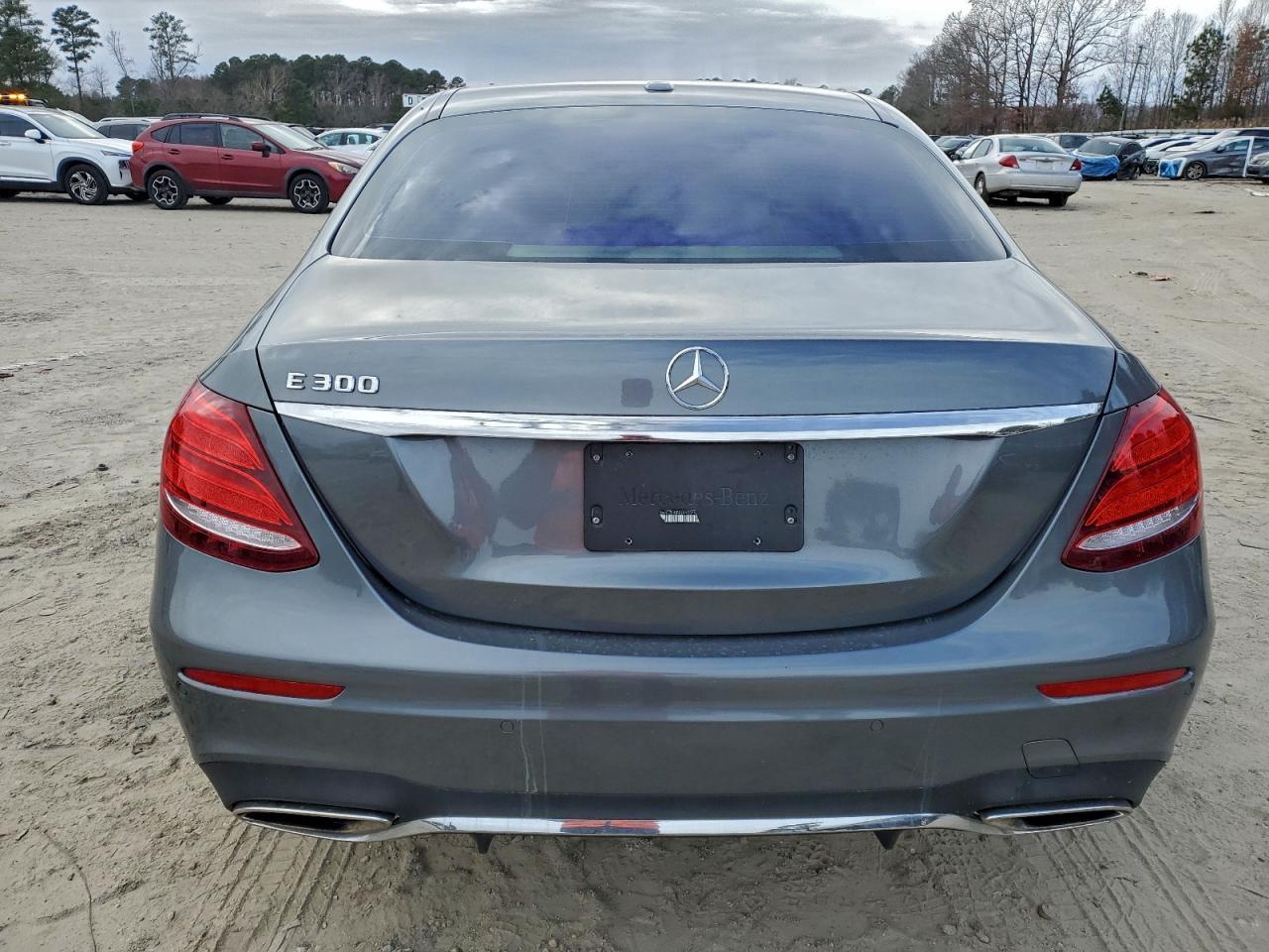 2018 MERCEDES-BENZ E-Class