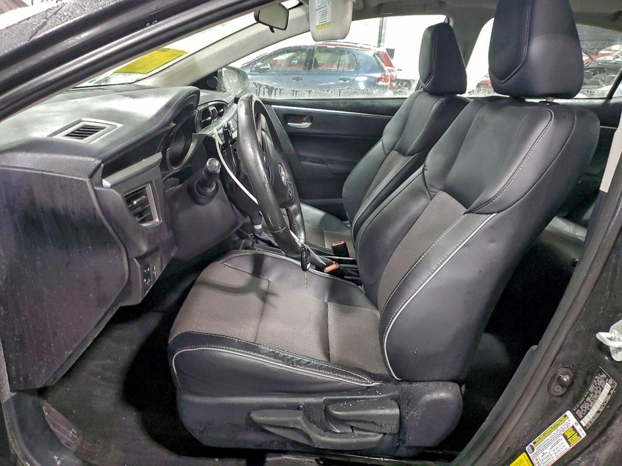 2015 TOYOTA COROLLA