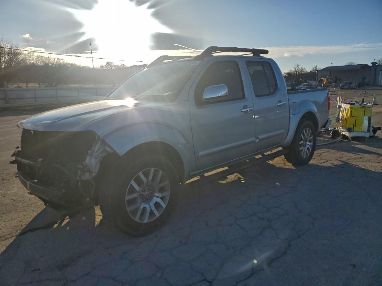2012 NISSAN Frontier
