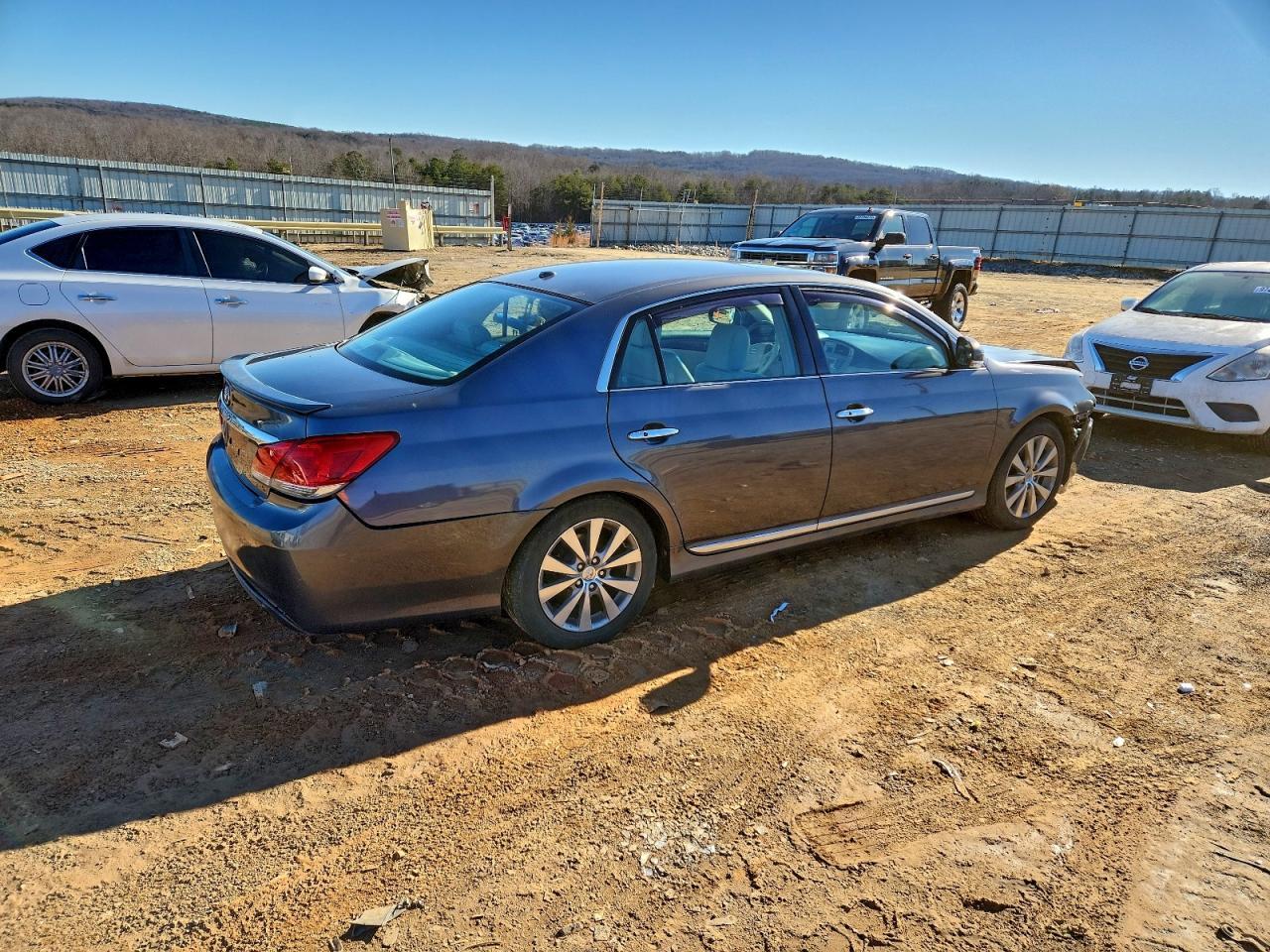 2012 TOYOTA Avalon